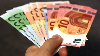 Curs valutar oficial: la ce curs BNR cumperi euro și dolar azi