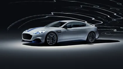 Aston Martin Rapide E, lansată oficial: cu ce vine prima mașină electrică a britanicilor