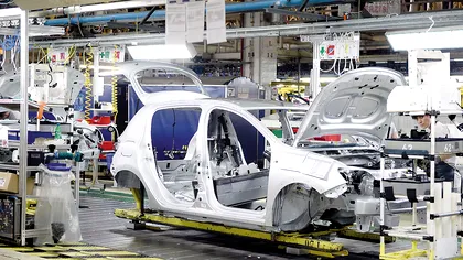Criza care pune frână industriei auto și de care nici Dacia nu scapă: de ce va fi 2021 un an foarte complicat