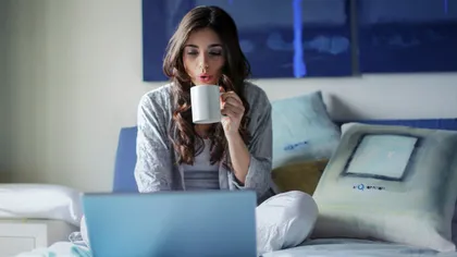 Țara cu cei mai mulți dependenți de internet: stau și 18 ore pe YouTube