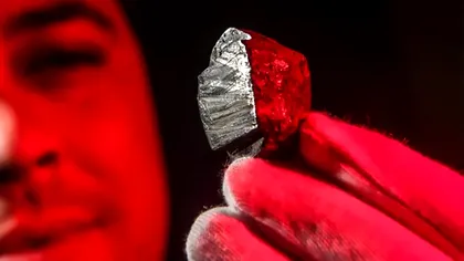 Cercetătorii au descoperit un material nou: provine de pe altă planetă