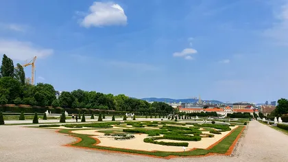 Cum arată ”noua normalitate”: măsurile primei țări europene care dorește redeschiderea restaurantelor