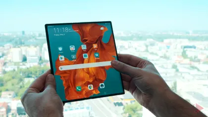 Cât costă Huawei Mate X: magazinul românesc care aduce telefonul pliabil