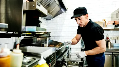 A prevăzut fondatorul Uber criza de acum? Ideea genială în care a băgat 300 milioane dolari