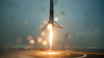 Elon Musk trimite oameni în spațiu pentru prima dată: unde poți vedea live lansarea rachetei SpaceX
