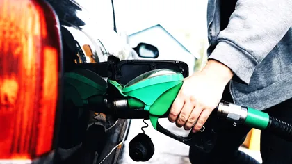 Îi vizează pe toți cei cu mașini pe benzină și motorină. Ce se întâmplă chiar acum cu prețul combustibilului în lume?