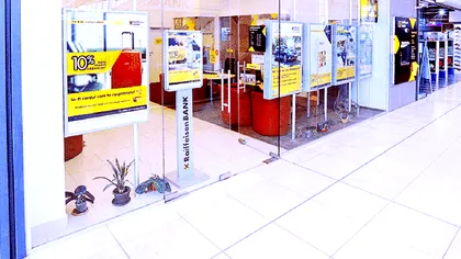 Vestea surpriză pentru mii de români care au cont bancar: Raiffeisen dezvăluie ce se întâmplă în timpul stării de urgență