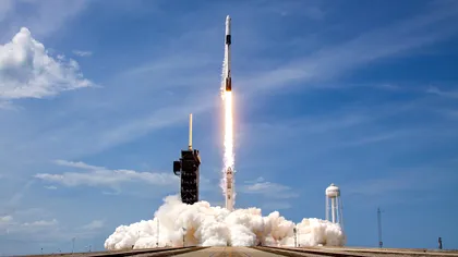 Cele mai impresionante 10 fotografii de la lansarea istorică a SpaceX și NASA