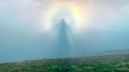 A crezut că vede o fantomă pe cer, iar explicația științifică este fascinantă