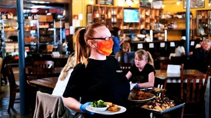 Te simți în siguranță? Câți dintre angajații din baruri și restaurante sunt vaccinați