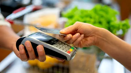 Toți cei care au card bancar trebuie să știe asta. Greșeala pe care o fac toți românii