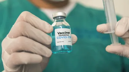 Chiar dacă vom avea un vaccin, nu vom scăpa de virus peste noapte