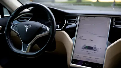 Cum a ajuns pilotul automat de pe mașinile Tesla să fie un pericol pe șosele