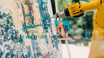 Roboții care au ajuns artiști: conceptul care ar putea da lumea artistică peste cap