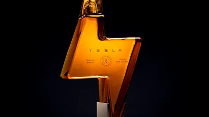 Elon Musk îți arată că nu știe să vândă doar mașini: ce e Tesla Tequila