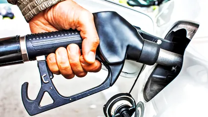 Lovitură pentru toți cei cu mașini pe benzină și motorină. Ce se întâmplă la pompă acum