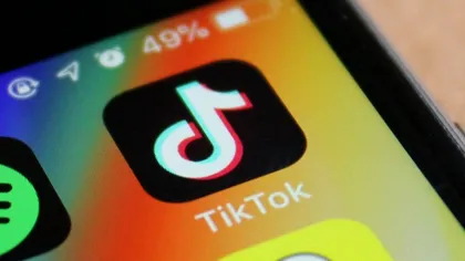 Cum caută TikTok să facă bani copiind modelul de business al Facebook: noi funcții anunțate