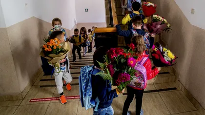 Așa poate începe școala pe 8 februarie. Soluțiile de care toți elevii și părinții trebuie să afle