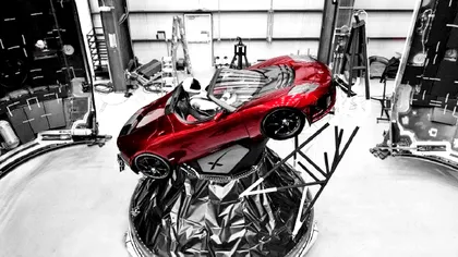 Modelul Tesla desprins din NFS: de ce vrea Elon Musk să pună propulsoare de rachetă pe mașină