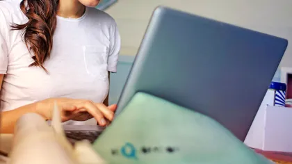 Legea care interzice conținutul pentru adulți pe toate dispozitivele. De unde vine decizia radicală?