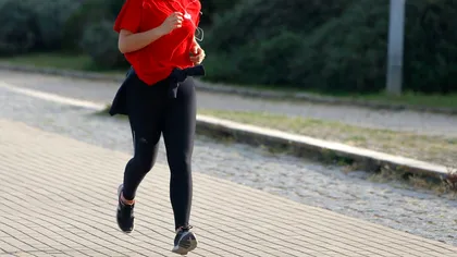 Ipoteza bizară care-ți explică legătura între viteza cu care mergi și COVID