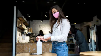 Cele mai periculoase locuri în pandemie: unde riști cel mai mult să te infectezi