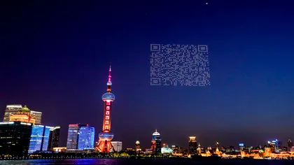 Experimentul inedit făcut cu 1.500 de drone. Rezultatul, vizibil pentru un oraș întreg