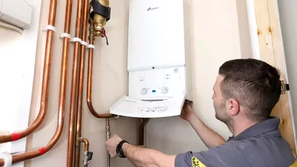 Încălzirea cu gaze, complet interzisă? Schimbări radicale de care sunt vizați și românii cu centrale de apartament