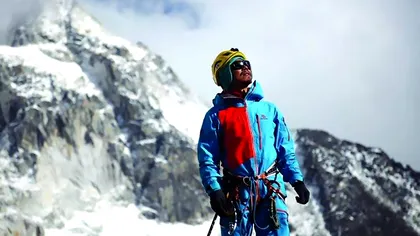 Primul alpinist nevăzător a cucerit vârful Everest: ”Nu contează dacă ai un handicap sau ești normal”