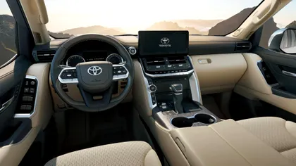 VIDEO Producătorul care insistă și cu motoare pe benzină și motorină: cum arată ”monstrul” cu sute de cai-putere 