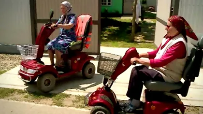 România rurală, modernizată cu bani ”din afară”: cum au ajuns bunicuțele cu scuter și triciclete electrice