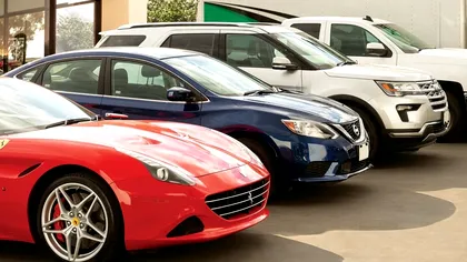 Ce trebuie să știi când închiriezi o mașină: greșelile pe care le fac românii