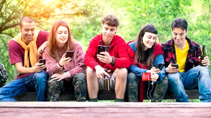 O generație de zombi: cum au ajuns tinerii din ziua de azi