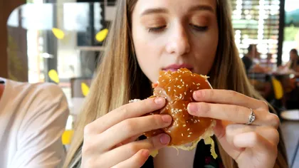 Cercetătorii au descoperit cum scăpăm de grăsime: ce legătură au creierul și sistemul imunitar