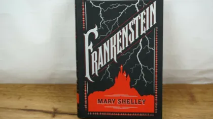 Ar putea fi cea mai scumpă carte din toate timpurile: cât de valoros a devenit Frankenstein