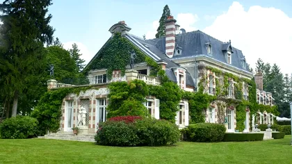 Conacul fermecat sau marea comoară din interior. Ce a putut un cuplu să găsească