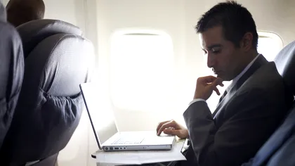 Blue Air vine cu o ofertă de necrezut: de ce contează cum te îmbraci în avion