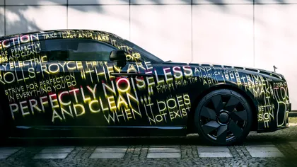 VIDEO Rolls Royce trece pe mașini electrice și a dezvăluit primul bolid de lux: când renunță complet la benzină