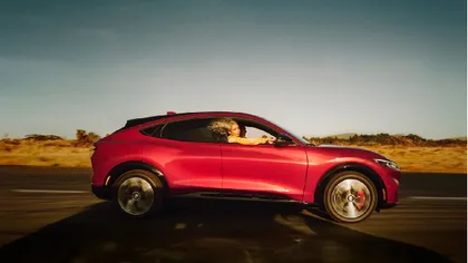 Ford își asigură spatele: cel mai nou parteneriat semnat de americani