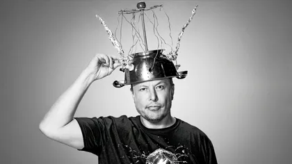 Valoarea Dogecoin a explodat, din nou: Elon Musk ”se joacă” iar cu criptomonedele