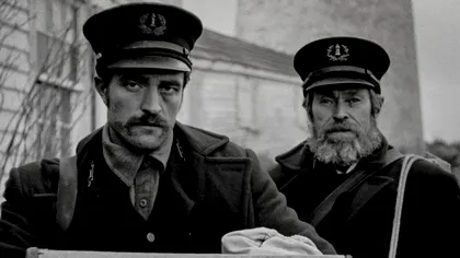 REVIEW: Motivele pentru care ar trebui să vedem „The Lighthouse” de mai multe ori