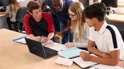 Începe provocarea ASUS Challenge: cum te înscrii în concursul de informatică pentru liceeni, ce câștigi