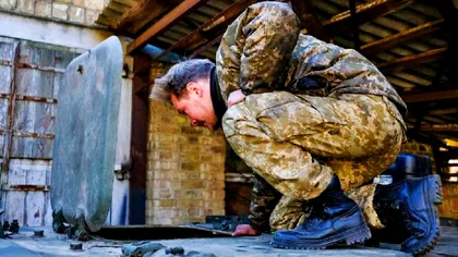 Cum arată depozitul de vechituri din Kiev care reciclează arme rusești pentru forțele ucrainene