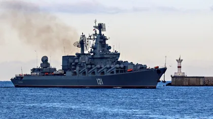Momentul în care crucișătorul Moskva a explodat. Rusia afirmă că nava „s-a scufundat“ VIDEO