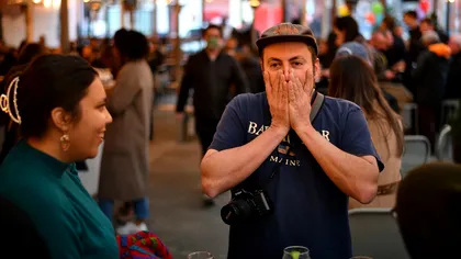 Vorbește 40 de limbi, printre care și româna și câștigă sub 20 de dolari pe oră: cu ce se ocupă bărbatul care locuiește în SUA