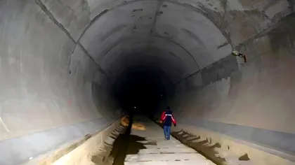 Înainte să existe România, noi aveam cale ferată: misterul tunelului feroviar care trece pe sub un mare oraș. A fost construit în 2 ani