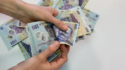 Băncile, puse cu botul pe labe: de azi, românii mai plătesc ratele doar dacă vor. Datornicii bat din palme