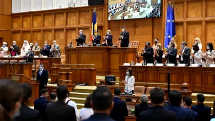 Salarii mari, pensii speciale, viață lungă și prosperă. Cercetătorii au confirmat: un politician trăiește mai mult decât tine