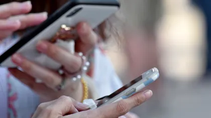 Ce vor oamenii de la un smartphone nou: la ce se uită românii