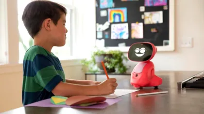 10 roboți personali pe care îi poți cumpăra în 2022 și ce sunt, de fapt, aceștia